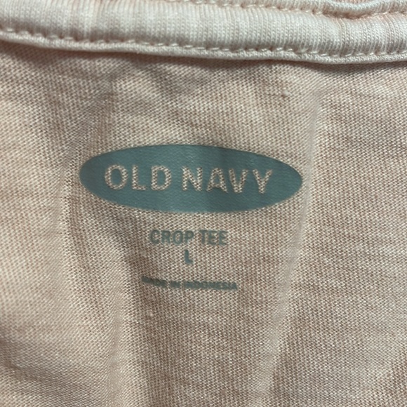 Old Navy Peach Cropped Tee Size L - Picture 5 of 9